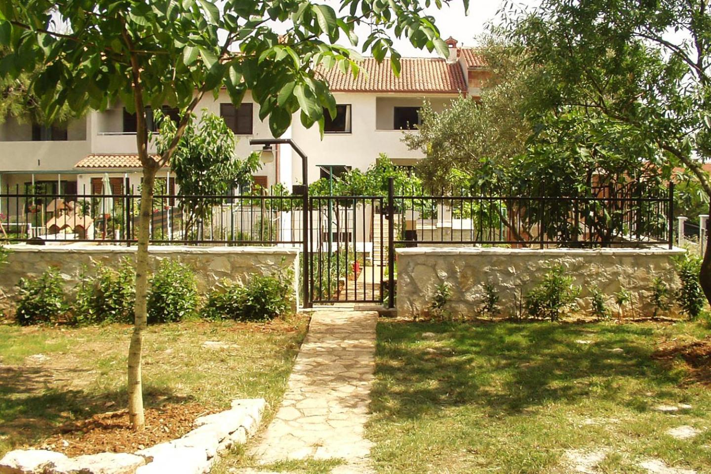 Apartments Silva Pula Bagian luar foto